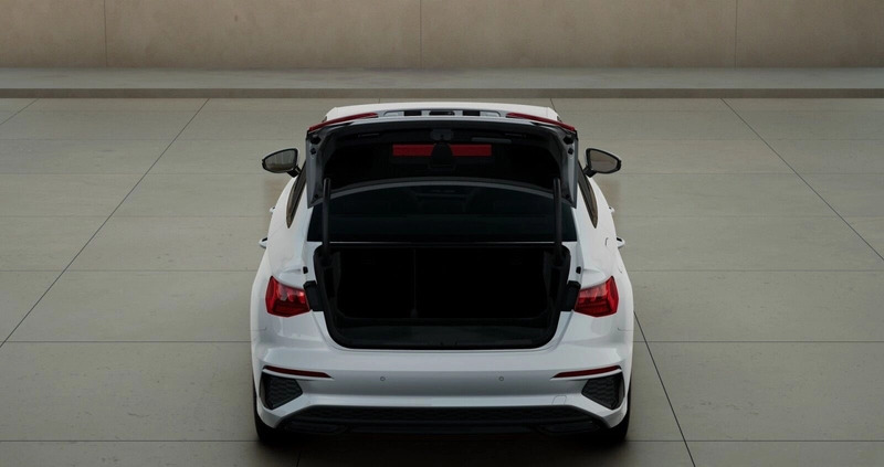 Audi A3 cena 143525 przebieg: 4, rok produkcji 2024 z Grudziądz małe 79
